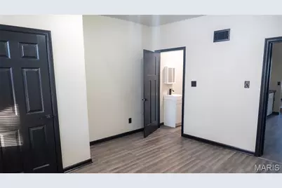 1215 N Euclid Avenue, Saint Louis, MO 63113 - Photo 15