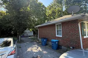 5712 Hamilton Ave, Jennings, MO 63136 - Photo 3
