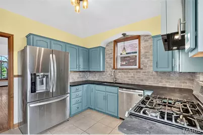 4142 Fairview Avenue, Saint Louis, MO 63116 - Photo 9