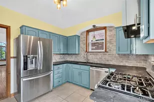 4142 Fairview Ave, Saint Louis, MO 63116 - Photo 9