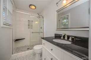 896 Twin Pine Dr, Des Peres, MO 63122 - Photo 29