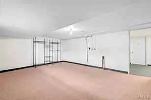 10017 Chardin Way, Saint Louis, MO 63128 - Photo 29