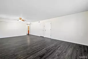 10017 Chardin Way, Saint Louis, MO 63128 - Photo 7