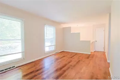 11808 Boward Court, Maryland Heights, MO 63043 - Photo 5