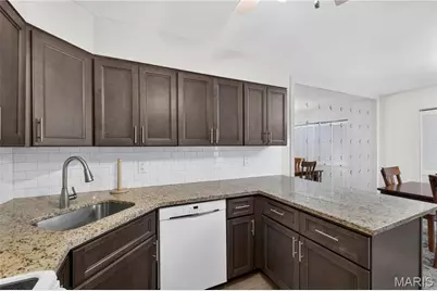 10018 Bunker Hill Drive #C, Saint Louis, MO 63123 - Photo 11