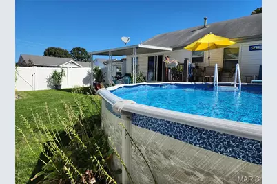 101 Eric Craig Court, Saint Peters, MO 63376 - Photo 3