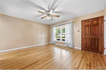 1790 Bobbinray Avenue, Florissant, MO 63031 - Photo 3
