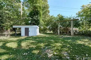 6608 Torlina Dr, Saint Louis, MO 63134 - Photo 25