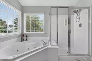 504 Stirling Pl Dr, Ballwin, MO 63021 - Photo 25