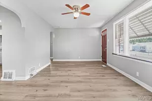 7839 Underhill Dr, Saint Louis, MO 63133 - Photo 7