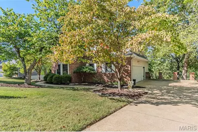 727 Heatherstone Drive, High Ridge, MO 63049 - Photo 3