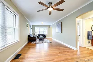 669 Bellsworth Dr, Saint Louis, MO 63125 - Photo 5