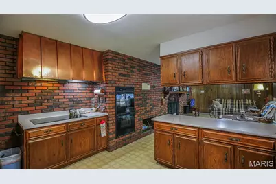 12901 Mohawk Drive, De Soto, MO 63023 - Photo 13