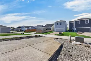 1760 Dyess St, Saint Charles, MO 63301 - Photo 35