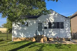 9915 Erie Dr, Saint Louis, MO 63125 - Photo 1