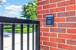 12120 Hibler Dr, Creve Coeur, MO 63141 - Photo 69