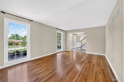 12120 Hibler Drive, Creve Coeur, MO 63141 - Photo 23