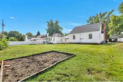 1022 Pike Street, Saint Charles, MO 63301 - Photo 29