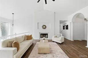 4919 Jamestowne Ridge Ct, Florissant, MO 63033 - Photo 9