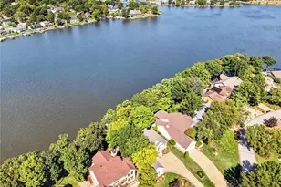 713 High Point Dr, Lake Saint Louis, MO 63367 - Photo 5