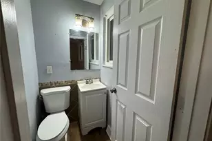10514 Rothwell Dr, Saint Louis, MO 63136 - Photo 11