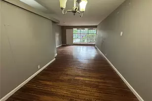 10514 Rothwell Dr, Saint Louis, MO 63136 - Photo 3