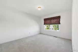 1615 Wainscott Ct, O'Fallon, MO 63366 - Photo 37