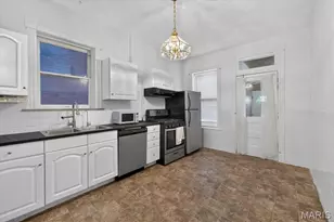 4175 Flad Ave, Saint Louis, MO 63110 - Photo 9