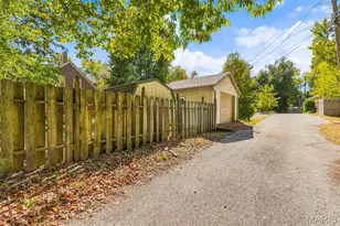 711 N 5th St, Saint Charles, MO 63301 - Photo 79