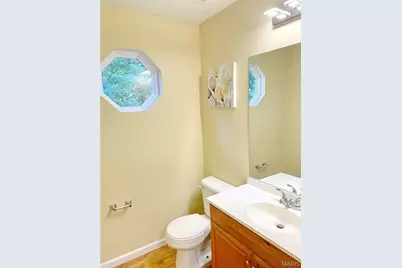 728 N Rock Hill Road, Rock Hill, MO 63119 - Photo 11