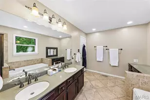 16550 Green Pines Dr, Ballwin, MO 63011 - Photo 15