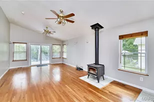 9139 E Milton Ave, Saint Louis, MO 63114 - Photo 17