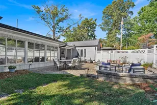 1154 S Berry Rd, Webster Groves, MO 63122 - Photo 27