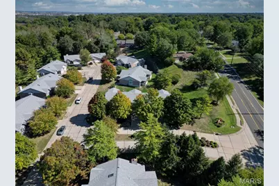 2902 Oakmont Drive #18B, Saint Charles, MO 63301 - Photo 25