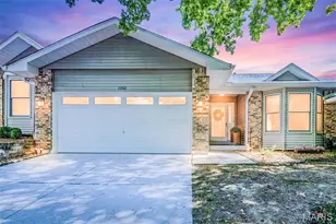 2902 Oakmont Dr, Saint Charles, MO 63301 - Photo 1