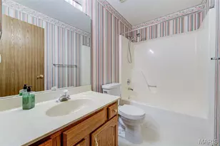 2902 Oakmont Dr, Saint Charles, MO 63301 - Photo 15