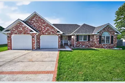 413 Lasalle Street, Lebanon, MO 65536 - Photo 1