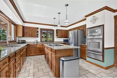 56 Chesterfield Lakes Road, Chesterfield, MO 63005 - Photo 21