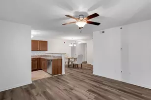 9740 Bexley Station Dr, Affton, MO 63123 - Photo 7