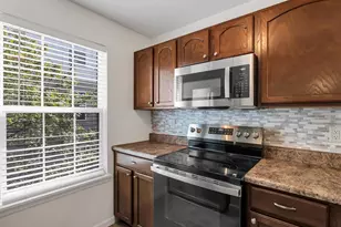 9740 Bexley Station Dr, Affton, MO 63123 - Photo 9