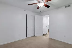 9740 Bexley Station Dr, Affton, MO 63123 - Photo 19
