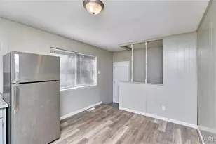 20 Ville Teresa Ct, Hazelwood, MO 63042 - Photo 7