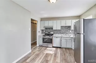 20 Ville Teresa Ct, Hazelwood, MO 63042 - Photo 11