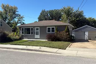 345 Fair St, Washington, MO 63090 - Photo 1