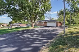 1636 Bowles Ave, Fenton, MO 63026 - Photo 3