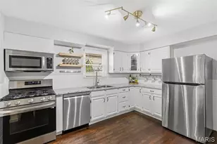 3375 Macklind Ave, Saint Louis, MO 63139 - Photo 11