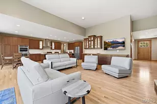 117 Trail Creek Ct, Saint Charles, MO 63304 - Photo 7
