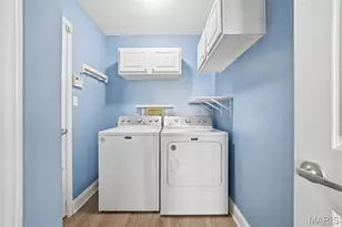 1002 Seasons View Dr, Fenton, MO 63026 - Photo 9