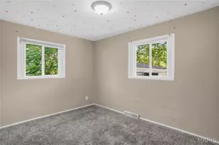 1204 Prigge Ave, Saint Louis, MO 63138 - Photo 17
