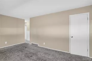 1204 Prigge Ave, Saint Louis, MO 63138 - Photo 7